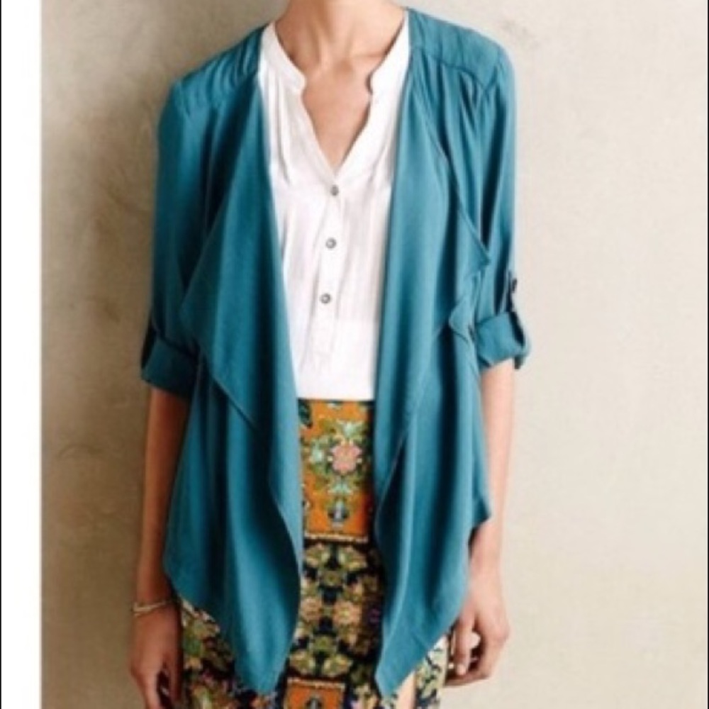 Adorable teal jacket!